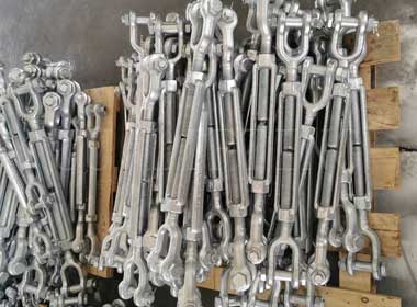 Turnbuckles Competitively